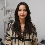 Portrait du Dr Dounia Bradly