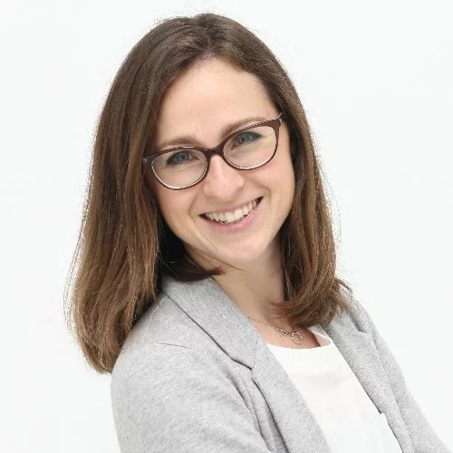 Portrait du Dr Zsuzsanna Valyi